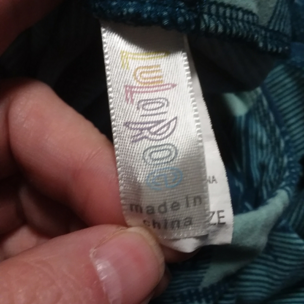 LuLaRoe - Picture 2 of 4